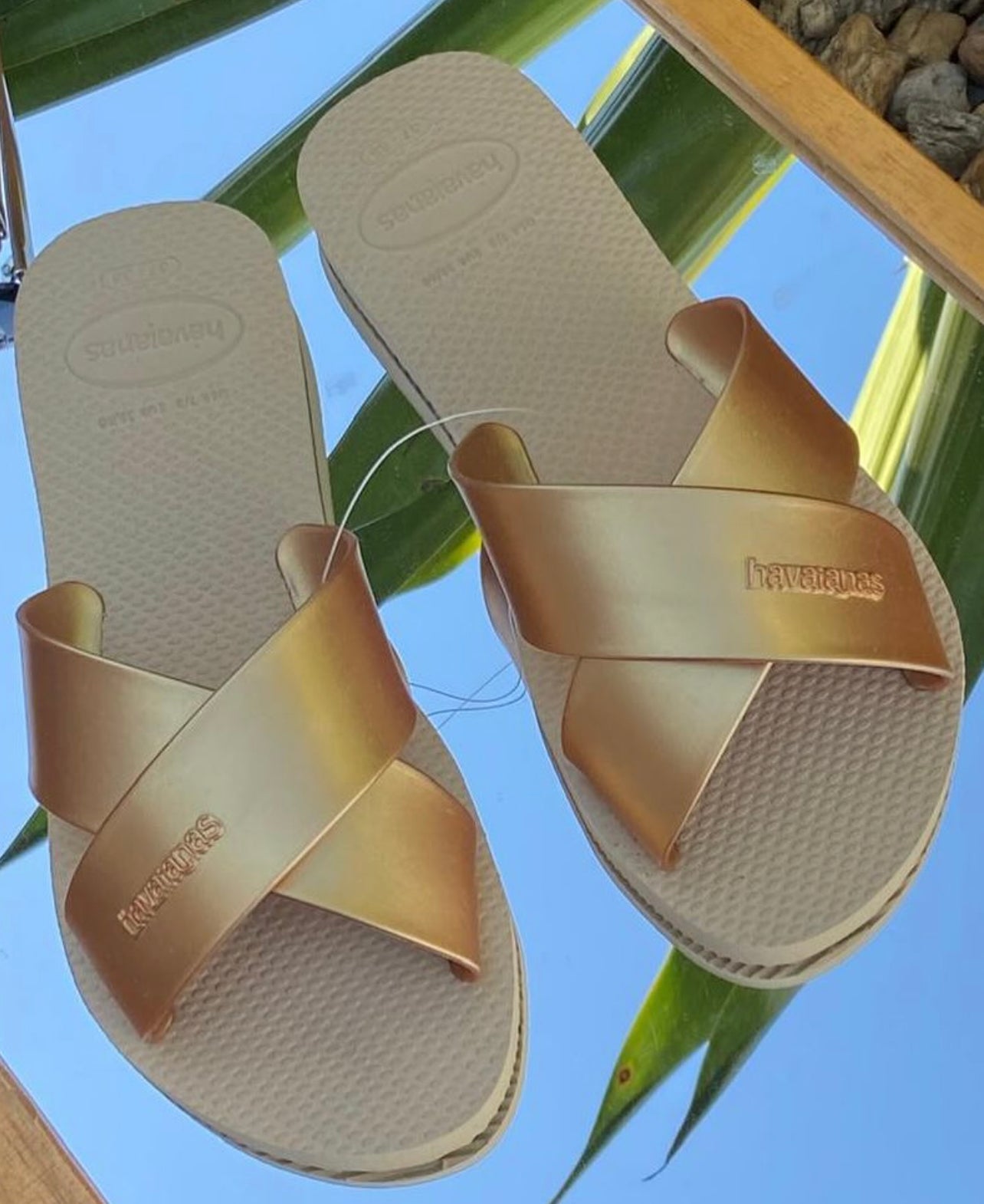 Havaianas Chic Gold avec Bijou