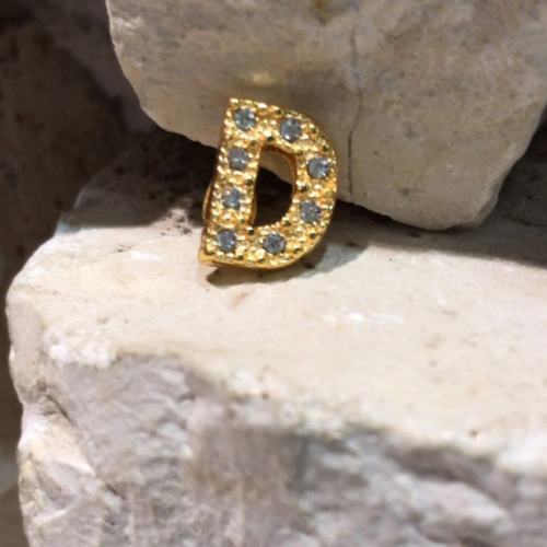 Bijou Lettre D